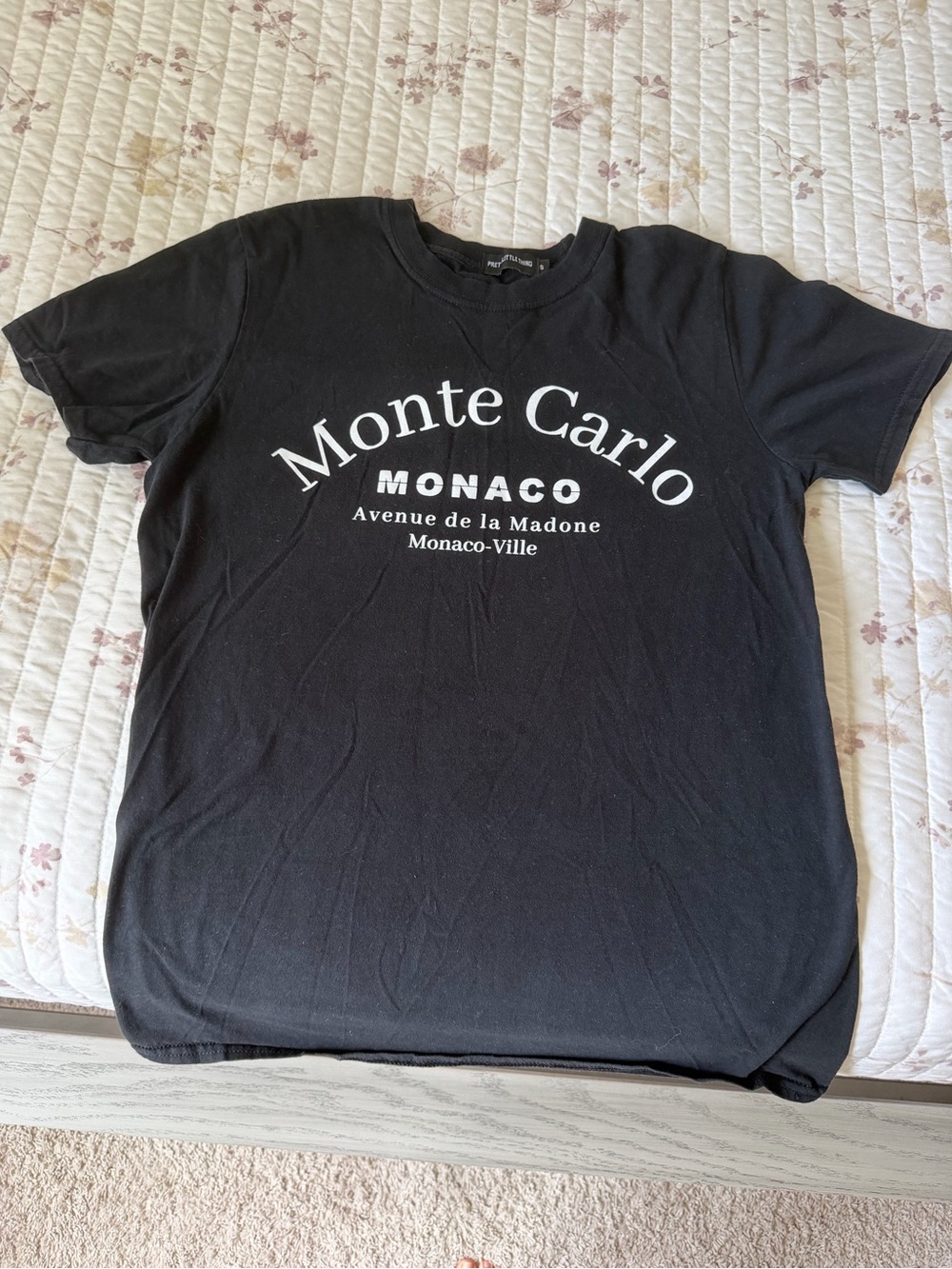 PrettyLittleThing Black Monte Carlo Graphic Tee